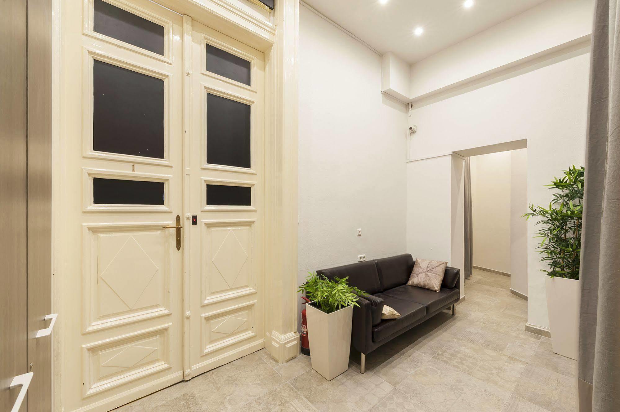 Play Apartments Budapest Ngoại thất bức ảnh